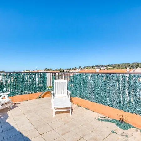 T2 Mont St Martin * Agde